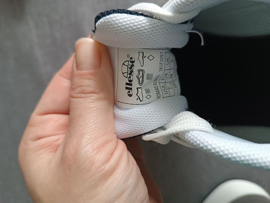 Buty damskie sportowe marki ellesse 38