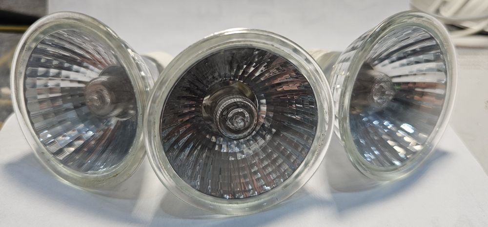 Żarówki halogenowe GU10 50 wat