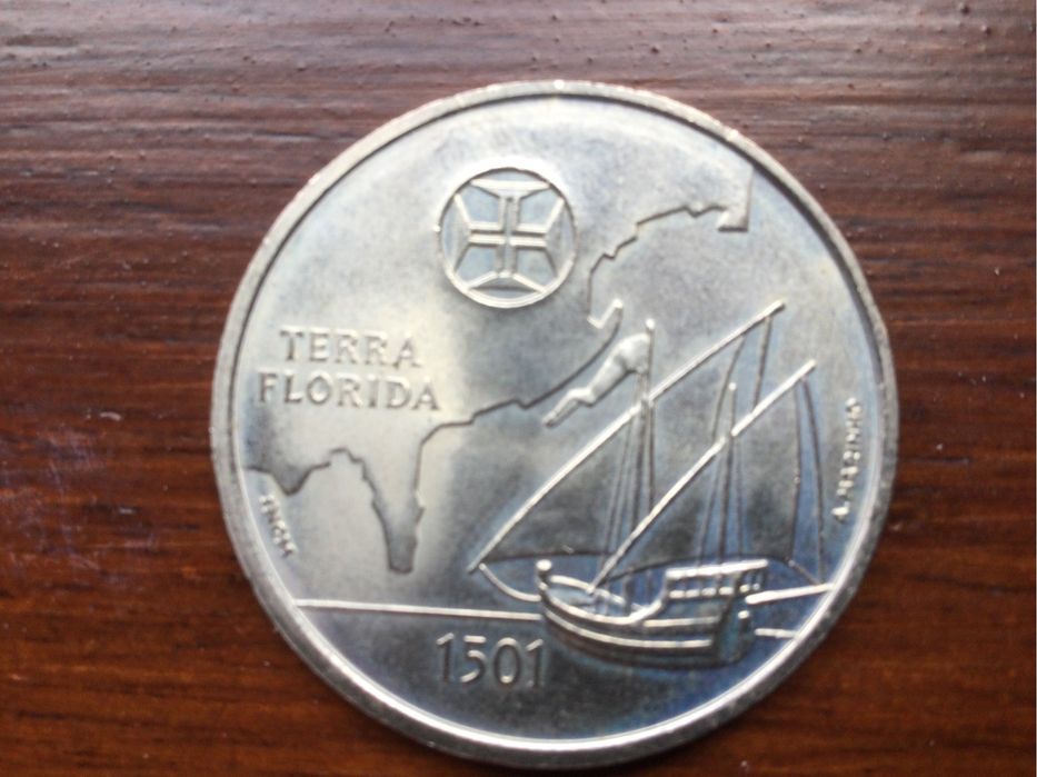 Moeda comemorativa 200 escudos