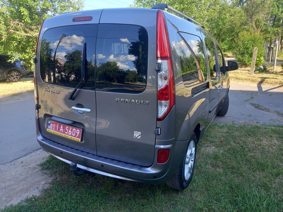 Продам Renault Kengo 2014 року макси база,7 мест