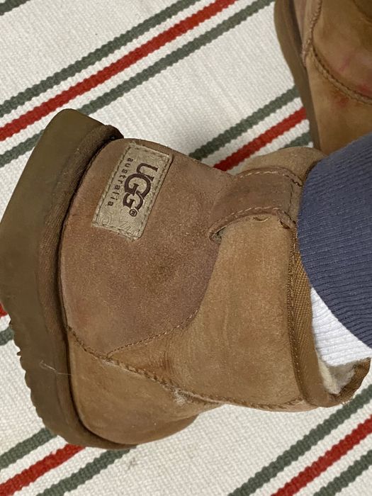 Оригінальні укорочені UGG б/у