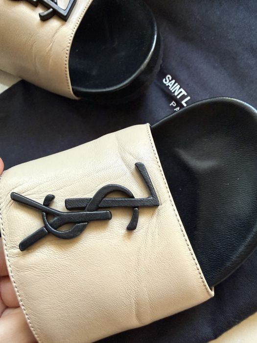 Шльопанці  Saint Laurent оригінал 37р