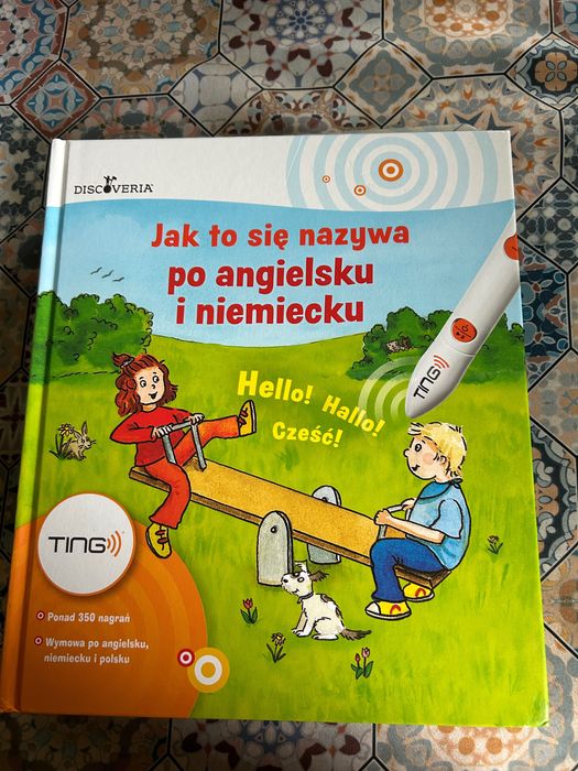 Ting zestaw ksiazek plus dlugopis