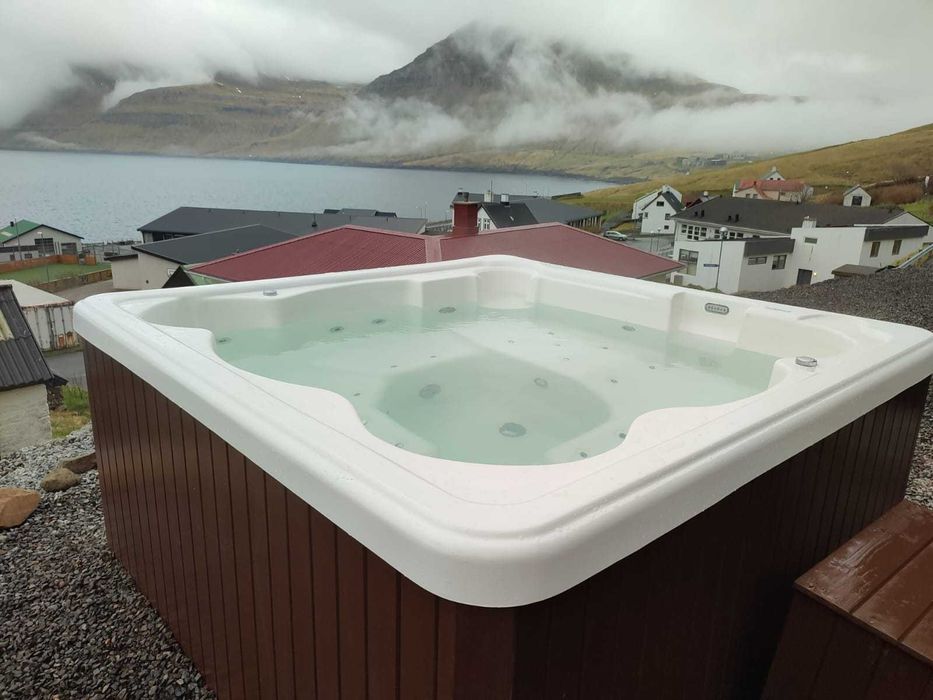 Luksusowe 6 osobowe JACUZZI COMFORT – hydromasaż, air - raty 0%