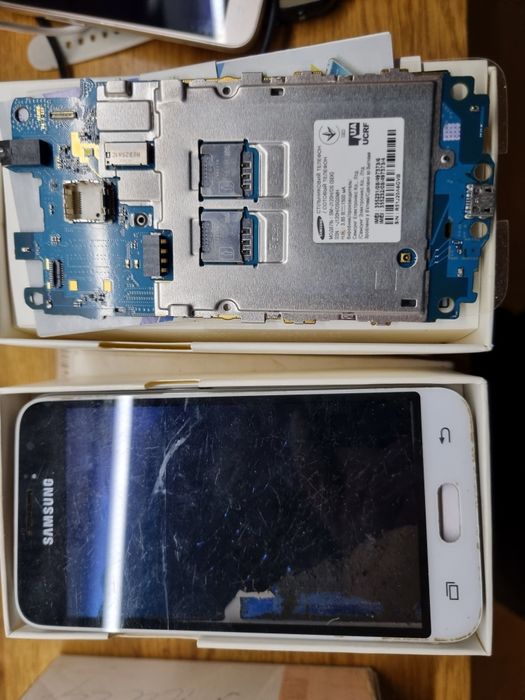 Samsung Galaxy J1 SM-J120H