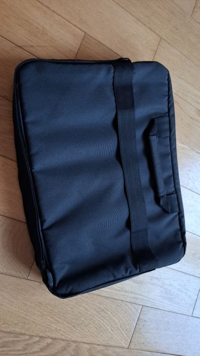 Dell essential briefcase 15 es1520c NOVA