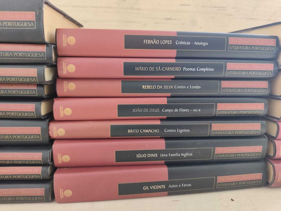26 Livros " Os grandes clássicos da literatura portuguesa "
