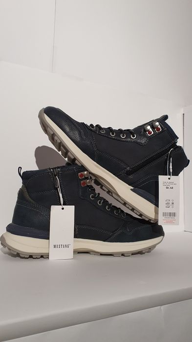 Buty męskie nowe Mustang w rozmiarze 43