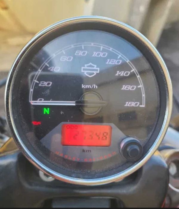 Harley-Davidson Street XG750 Cafe Racer | 28.000km | Como Nova
