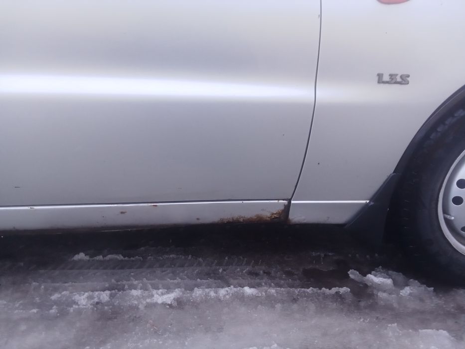 Сенс, повністю на ходу.