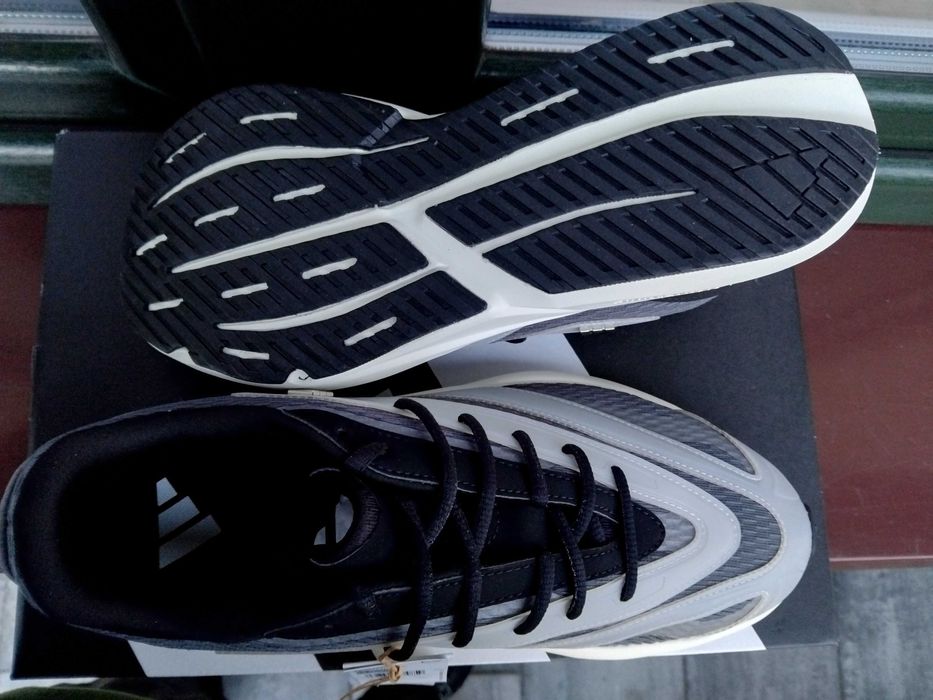 Buty  adidas Lightblaze