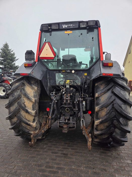 IMPORT Valtra 8350 orginal .kredyt.transport