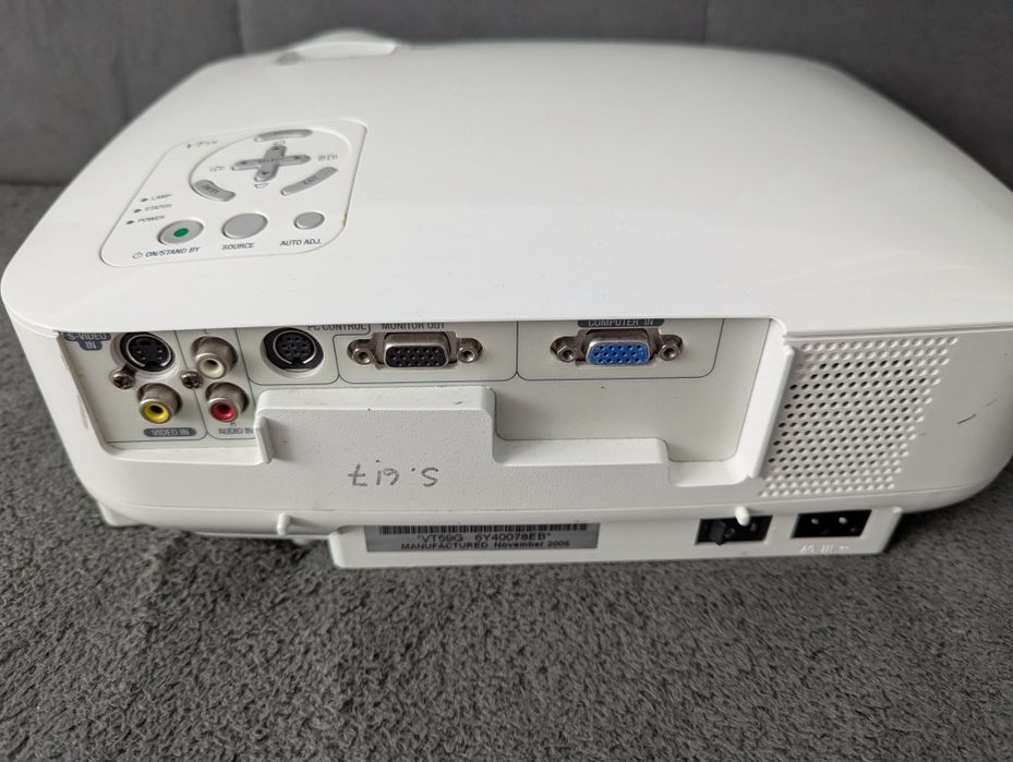 Projektor NEC VT59G