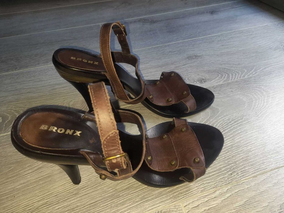 Sandały Bronx, roz. 38, brązowe
