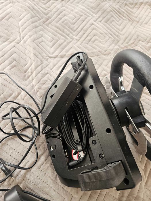 Ігровий руль Logitech G27