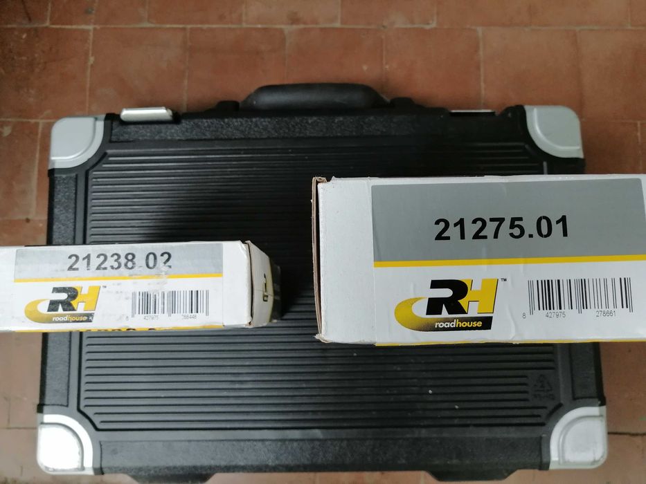 Тормозные колодки передние + задние Road House 21275.01 + 21238.02