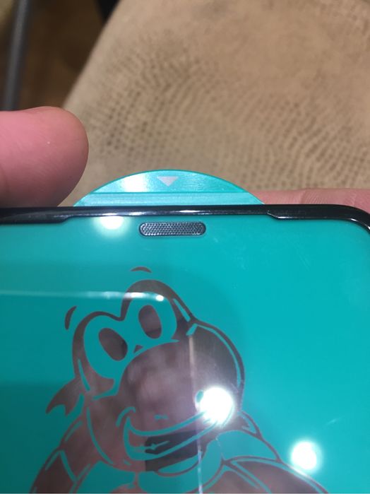 Стекло iPhone 11 pro с сеткой