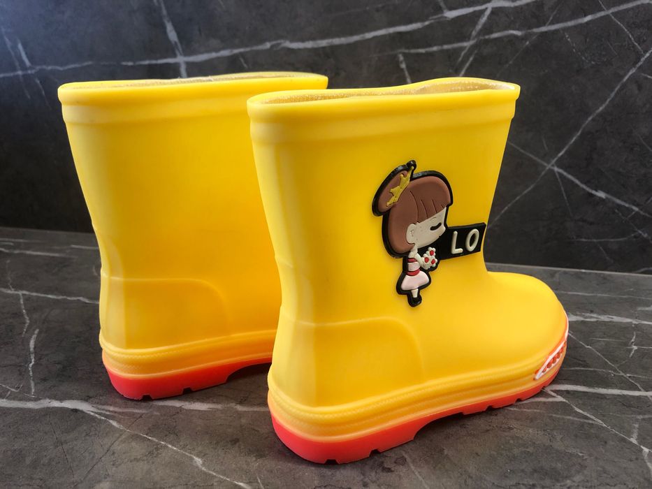 Дитячі резинові чоботи 27го розміру