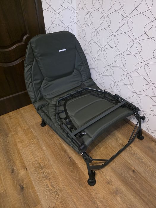 Раскладушка карповая для рыбалки 8 ног Ranger Bed 84 Уценка