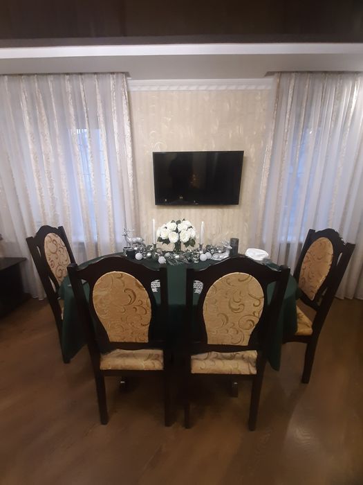 Продажа двухкомнатной квартиры с ремонтом в центре.