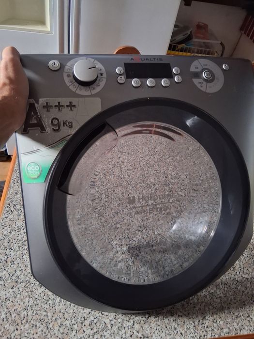 Todas as peças de máquina de lavar roupa marca Ariston Hotpoint de 9 Kilos eficácia energética  classe A +++ menos tambor e Cuba