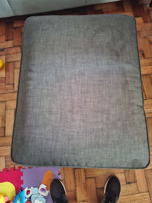 Sofá 3 lugares e Pisa Pés do Ikea