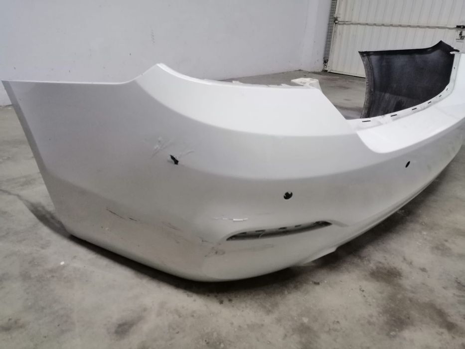Para choque trazeiro Bmw 418 (branco)