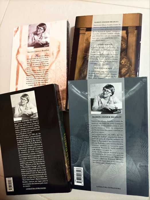 Livros: Marion Zimmer Bradley / Barbara Michaels