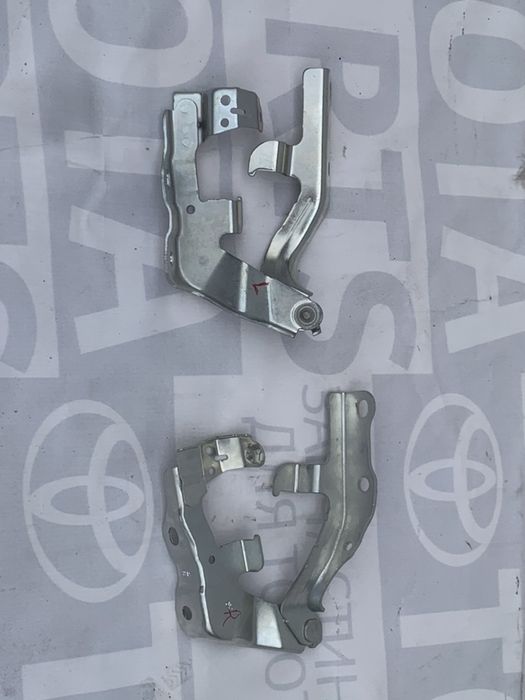 Петли завіси капота Toyota Camry 50 нові оригінал