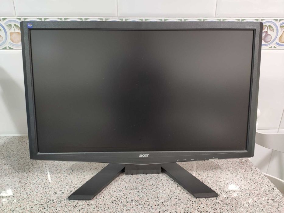 2 Monitores Acer 19” e 24” (Ler descrição)
