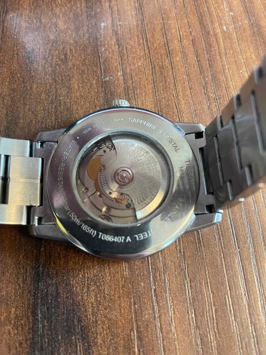 Zegarek TISSOT analogowy