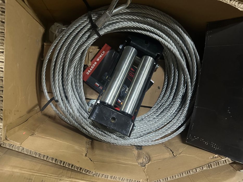 Трос стальной 30м длины с направляющим