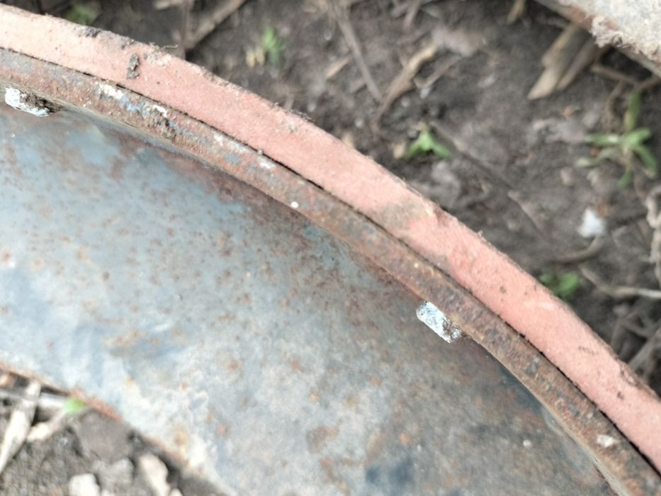 Продам тормозные колодки на прицеп 2птс4