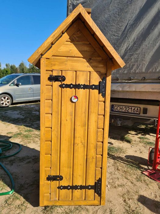Wędzarnia ogrodowa drewniana