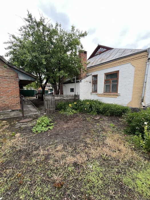 Продаємо будинковолодіння в центрі м. Городища