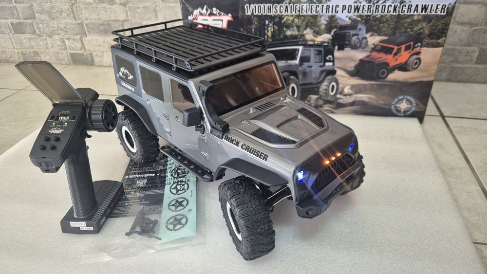 Carro telecomandado RC Jipe Rubicon Rock Crawler RGT 86100 V3 1:10 4x4 2 velocidades