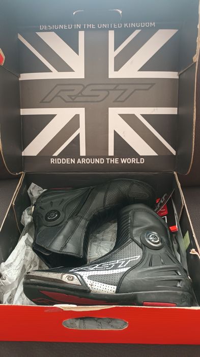 Botas rst tamanho 42