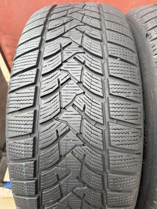 235/55/19 R19 Dunlop winter Sport5 Suv зима 4 шт ціна за 1 шт