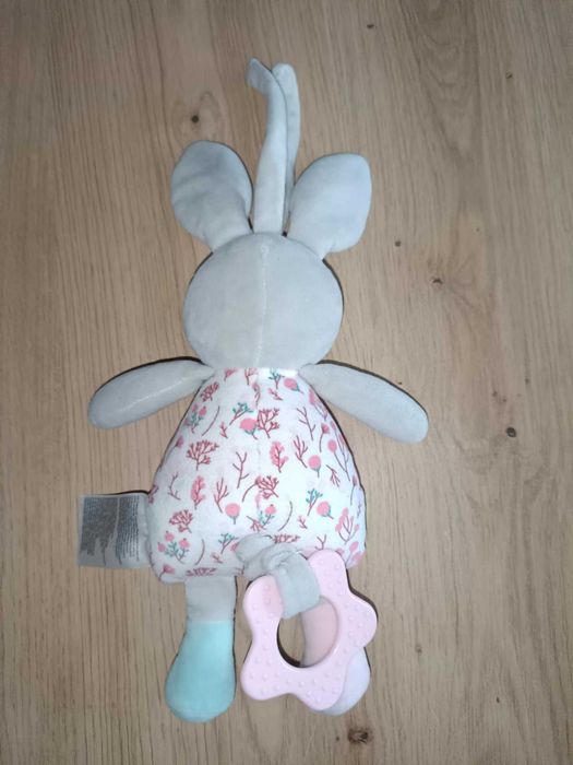 pozytywka króliczek kontrastowy zawieszka