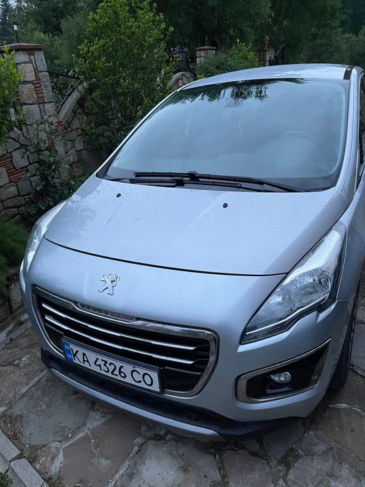 Продам автомобіль.