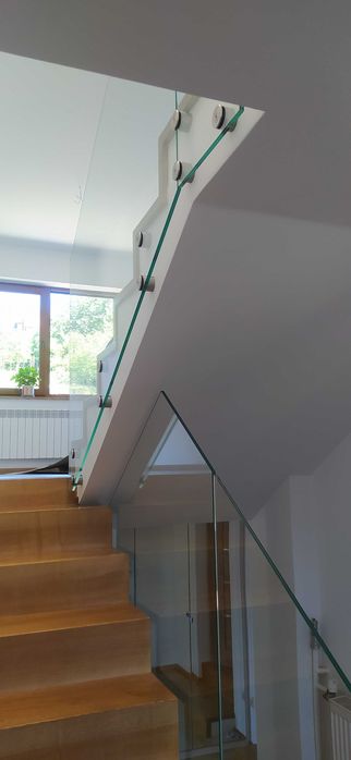 Balustrada szklana na rotulach, nierdzewna, na szynie, inox