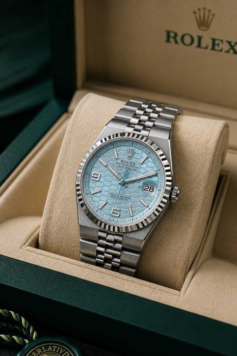 Наручные премиум часы Rolex Land-Dweller