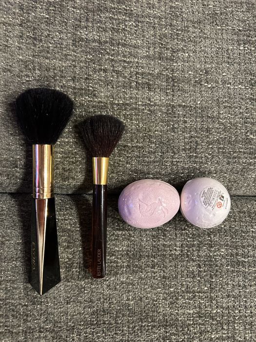 Pędzle  do makijażu Estee Lauder +kule do kąpieli GRATIS!