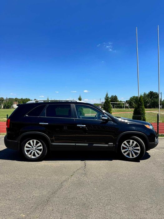 продам сімейне авто KIA SORENTO ||