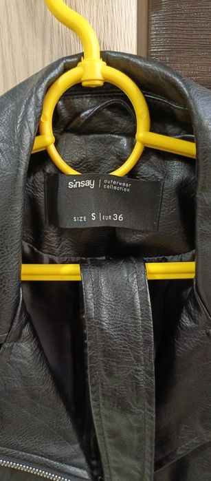 Куртка-косуха в ідеальному стані (р. S 36)