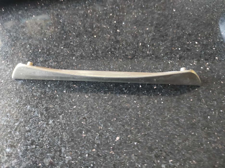 Uchwyt do szafki  stal nierdzewna 20 cm rozstaw 16 cm solidny 17 sztuk