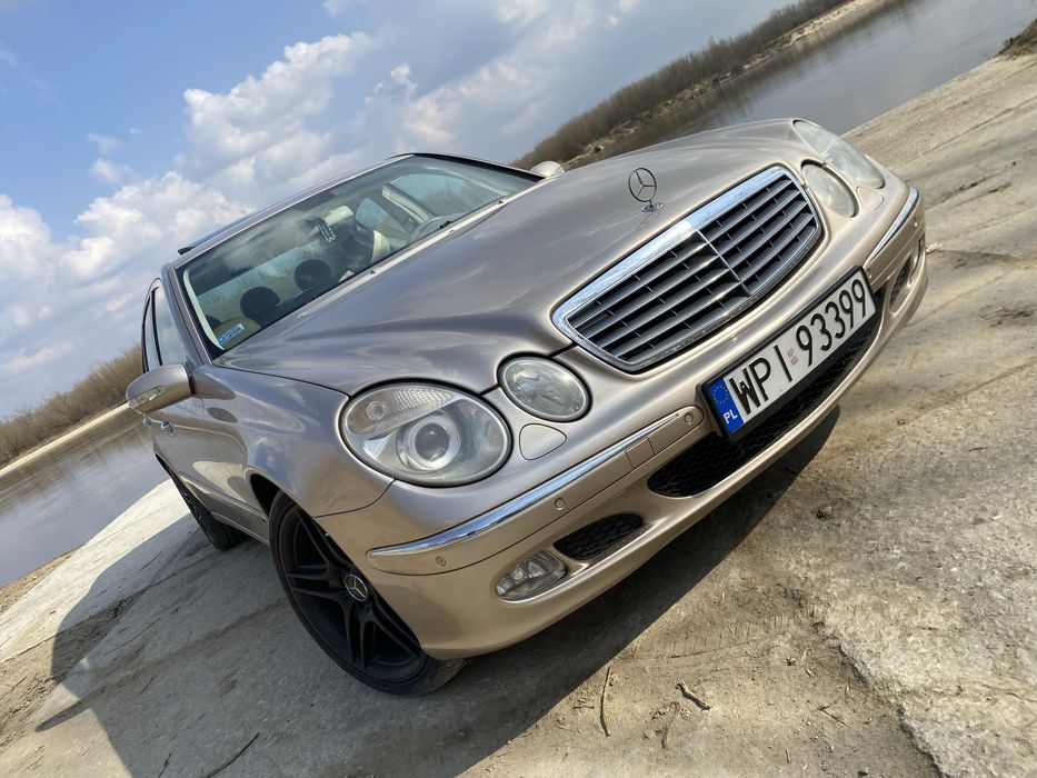 Mercedes E class w211