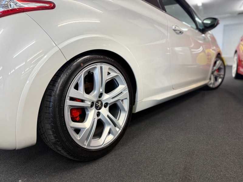 Jantes 17 4x108 Peugeot 208 GTI