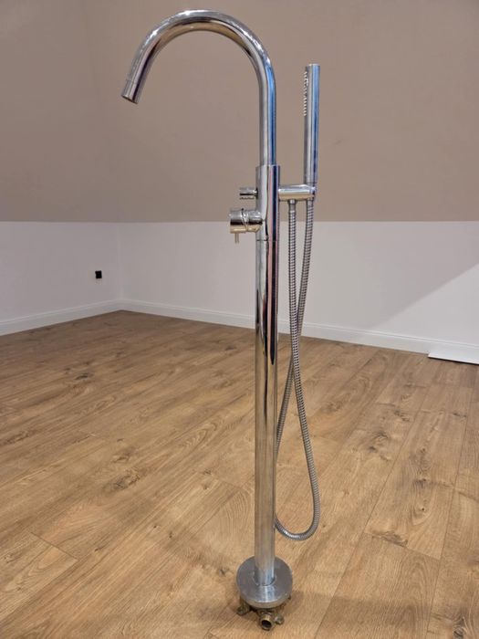 Sprzedam baterie kran do wanny wolnostojącej