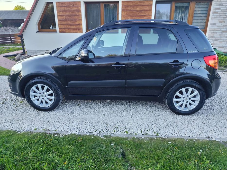 Suzuki SX4